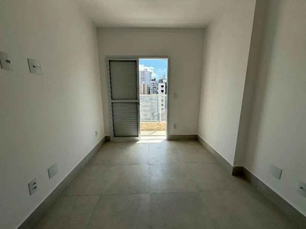 Imagem Apartamento à Venda em Guilhermina, Praia Grande - SP