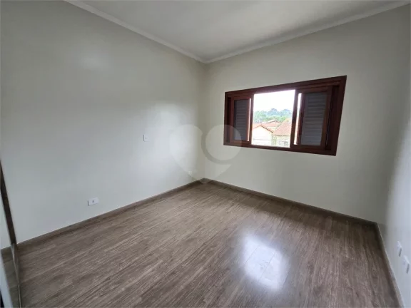 Imagem Casa à venda com 3 quartos, sendo 1 suíte, em Vila São Francisco, São Paulo - SP