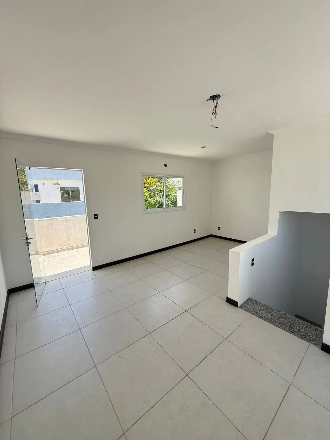 Imagem Casa à venda em Porto Alegre, Camaquã, com 3 quartos, 230m2