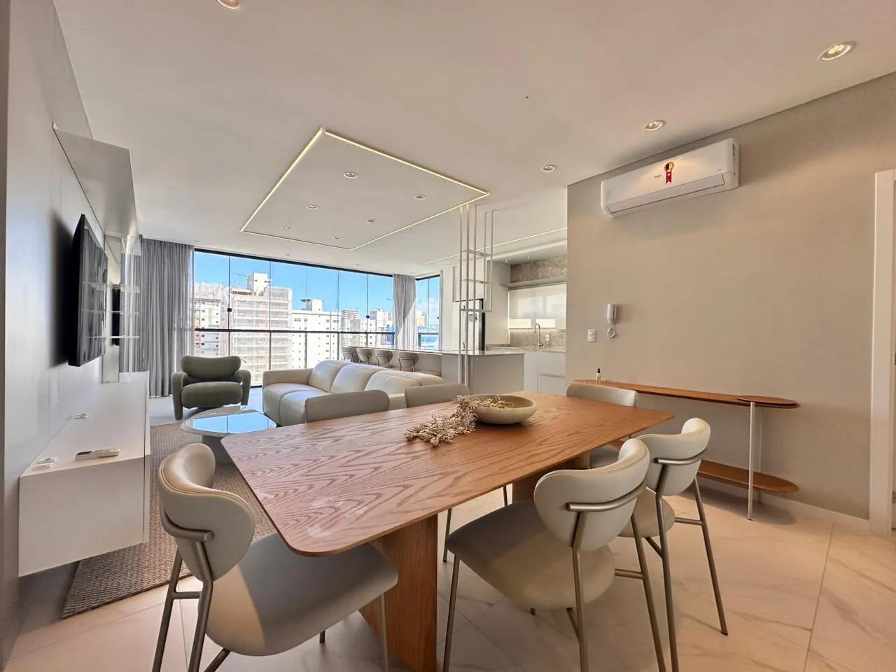 Imagem Apartamento com vista para o mar à venda com 1382m2 por R$ 2.870.000,00