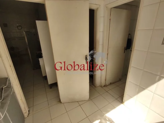 Imagem EXCELENTE APARTAMENTO DE 2 DORMITÓRIOS COM SUÍTE E DEPENDÊNCIA DE EMPRE E 2 VAGAS ESCRITURADAS NO BOQUEIRÃO EM SANTOS (SP) POR R$.735.000,00