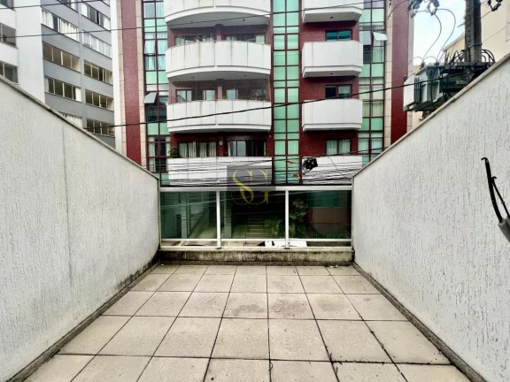 Imagem Ponto Comercial para Venda em Teresópolis, Várzea, 1 banheiro, 1 vaga