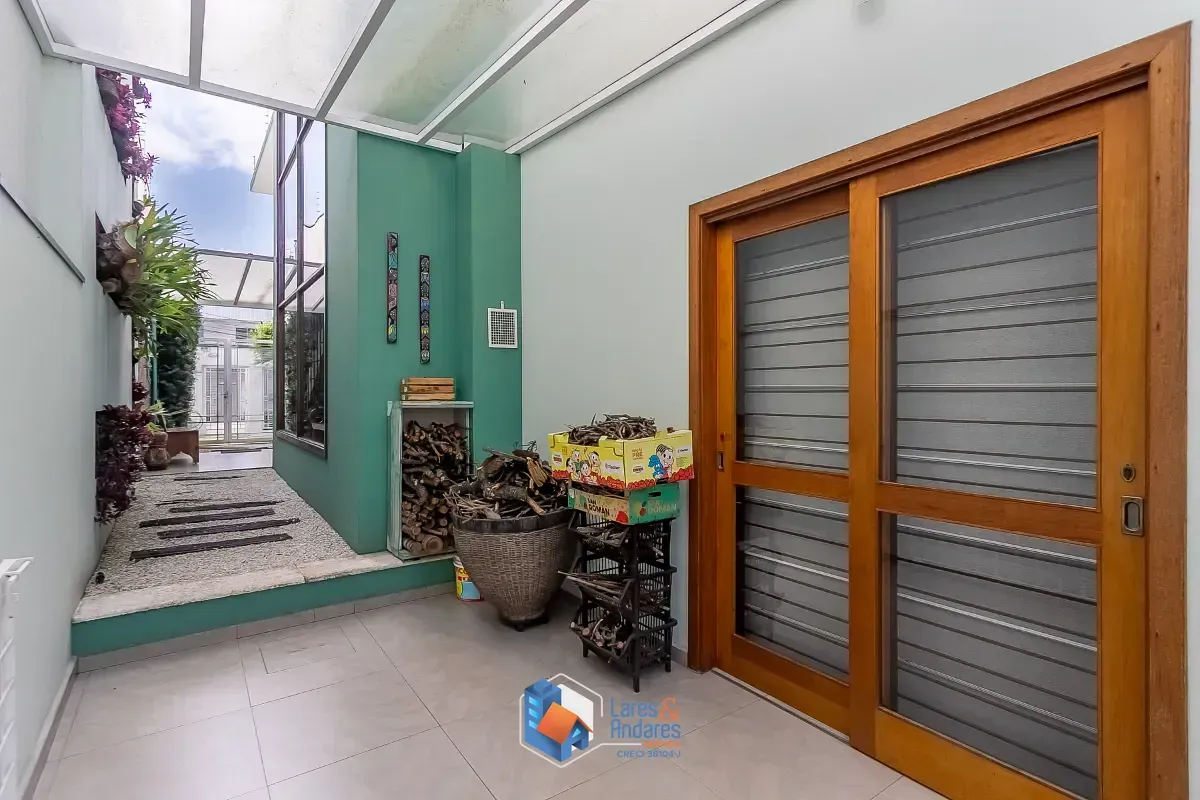 Imagem Casa para venda em Planalto Paulista com 3 quartos, sendo 3 suítes, 400m²