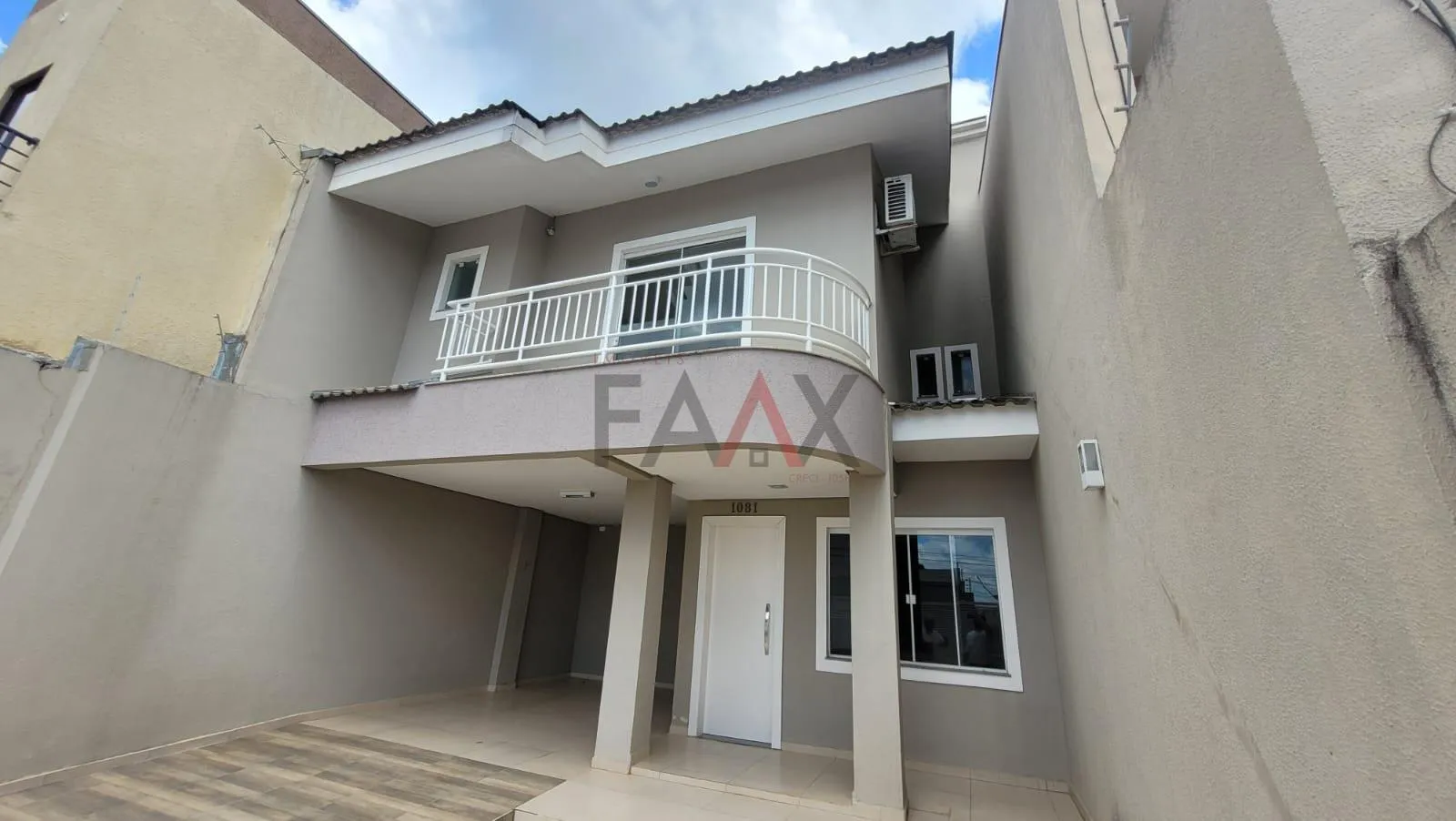 Imagem Sobrado com 3 dormitórios á venda,300.00 m², Alto da XV, GUARAPUAVA - PR