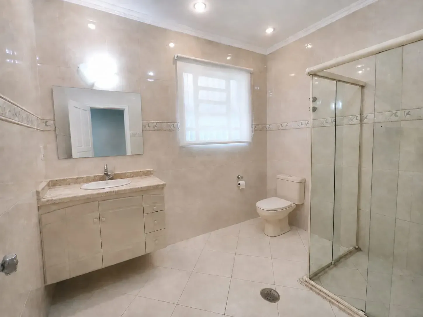 Imagem Casa com 5 Quartos para Alugar, 203,09 m² em Jardim Casqueiro - Cubatão