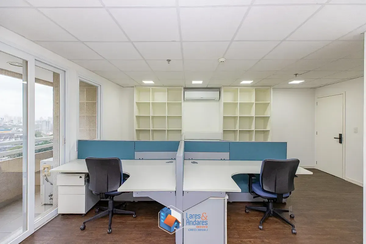 Imagem Conjunto comercial para venda em Várzea da Barra Funda, 68m²
