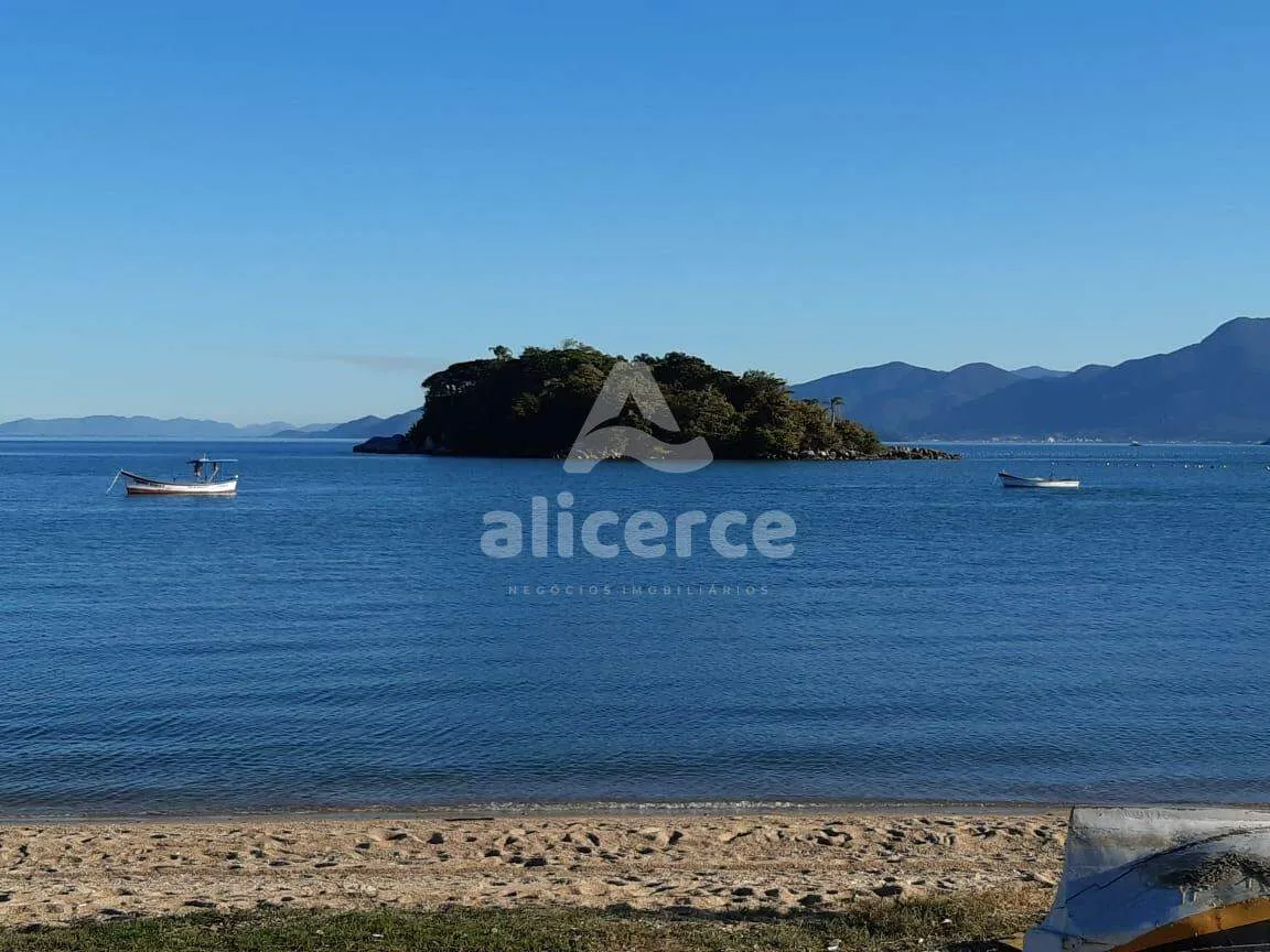 Imagem Terreno com Casa à venda l 2.085,85m² l Tapera da Base - Florianópolis/SC
