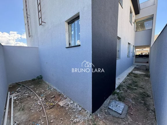 Imagem Casa á venda em Betim MG - Bairro Guarujá Mansões
