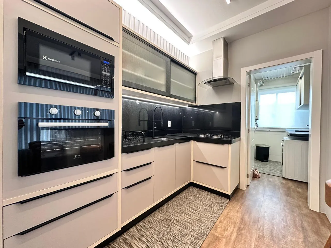 Imagem Apartamento com vista para o mar à venda com 130m2 por R$ 3.200.000,00