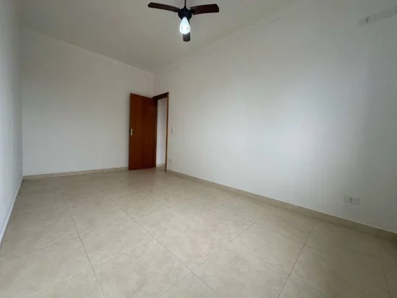 Imagem Deslumbre à Beira-Mar: Sobrado de Luxo com 3 Dormitórios e Mais, seu Refúgio Costeiro Aguarda!