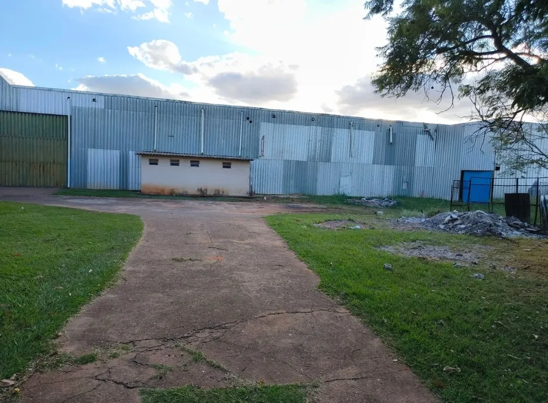 Imagem Salão alugo1800 m² p/ depósito ou industria/ zona sul São José do Rio Preto/SP