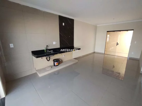 Imagem Casa à Venda no Bairro Quinta D’Oeste – Terreno Inteiro e Excelente Potencial
