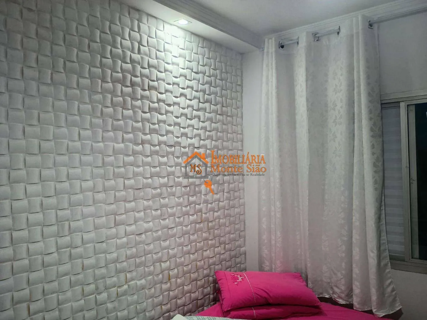 Imagem Apartamento com 2 dormitórios à venda, 55 m² por R$ 295.000,00 - Jardim Santa Mena - Guarulhos/SP
