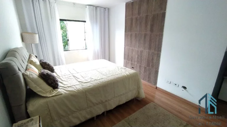 Imagem (PERMUTA) Casa a venda, 03 quartos c/suíte, ático, com amplo espaço nos fundos, no Campo Pequeno em Colombo PR