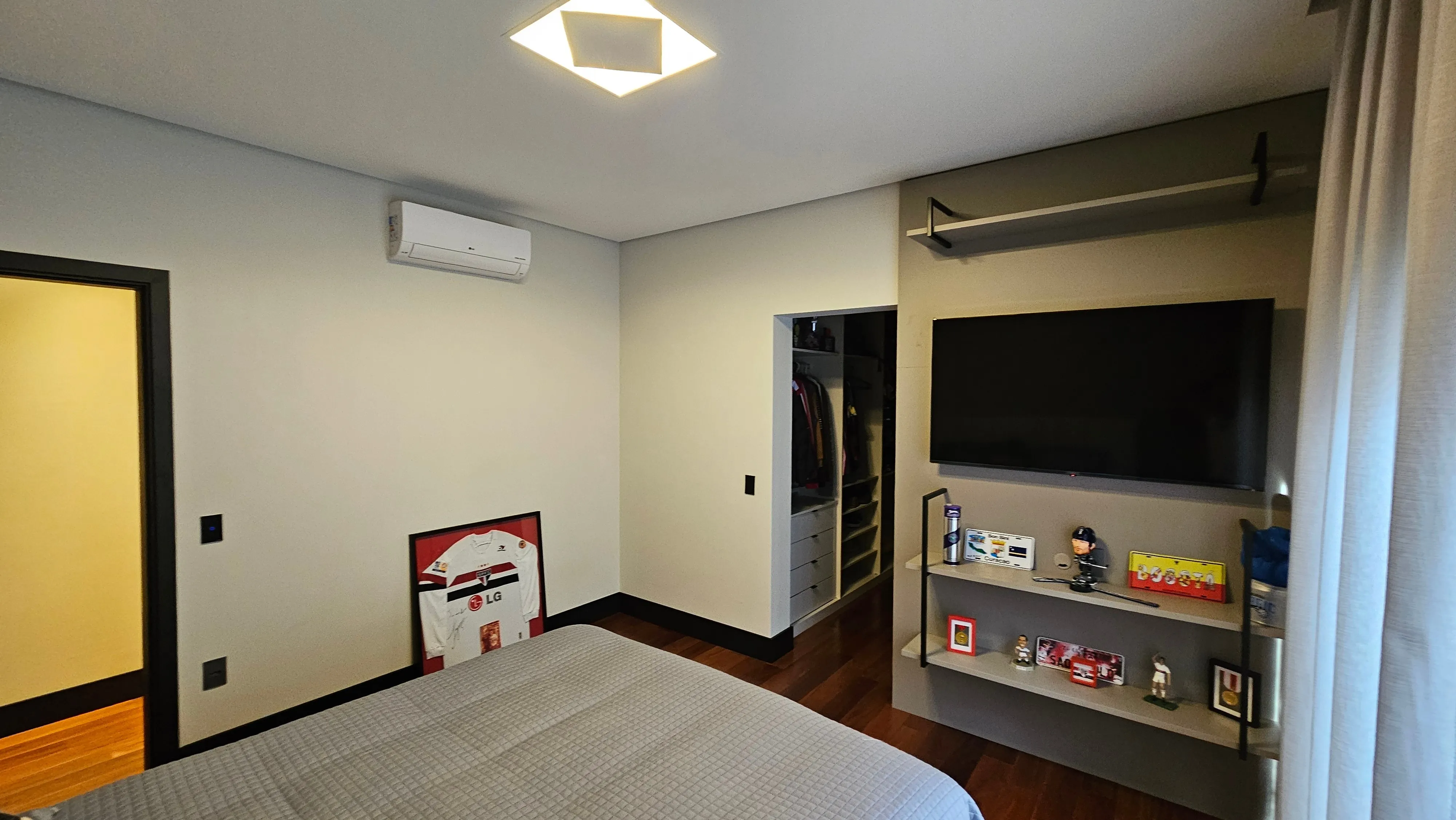 Imagem Linda Casa Térrea no Condomínio Saint Patrick com 440,29m².