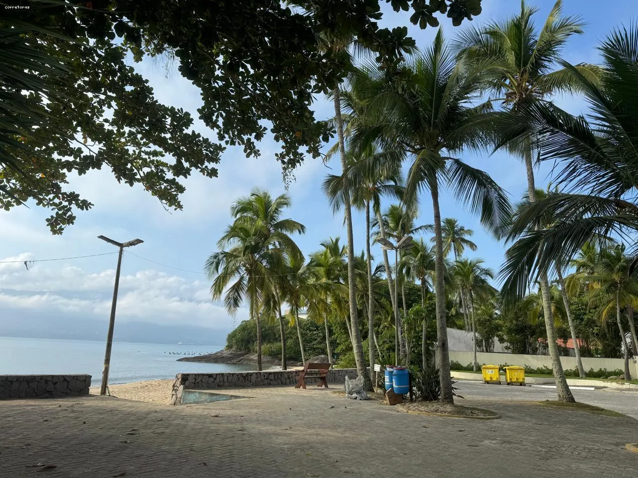 Imagem Casa na Praia para Venda em São Sebastião, Cigarras, 4 dormitórios, 1 suíte, 3 banheiros, 5 vagas