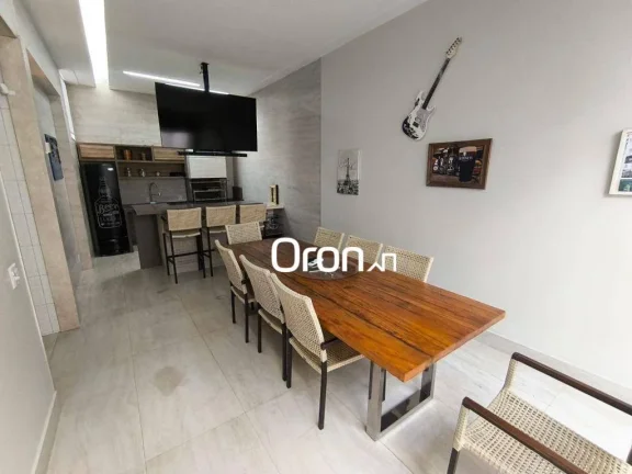 Imagem Casa mobiliada com 3 dormitórios à venda, 214 m² por R$ 1.390.000 - Setor Gentil Meireles - Goiânia/GO