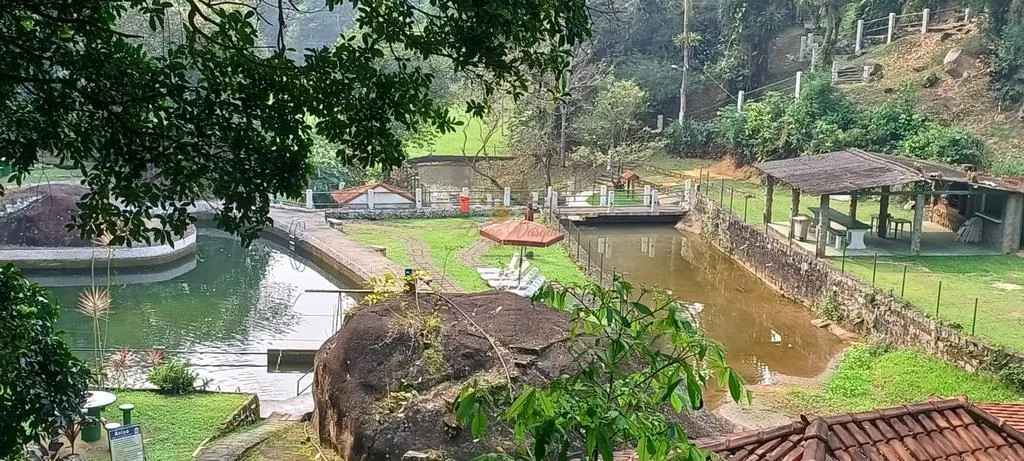 Imagem Terreno em Condomínio para Venda em Guapimirim / no bairro Limoeiro