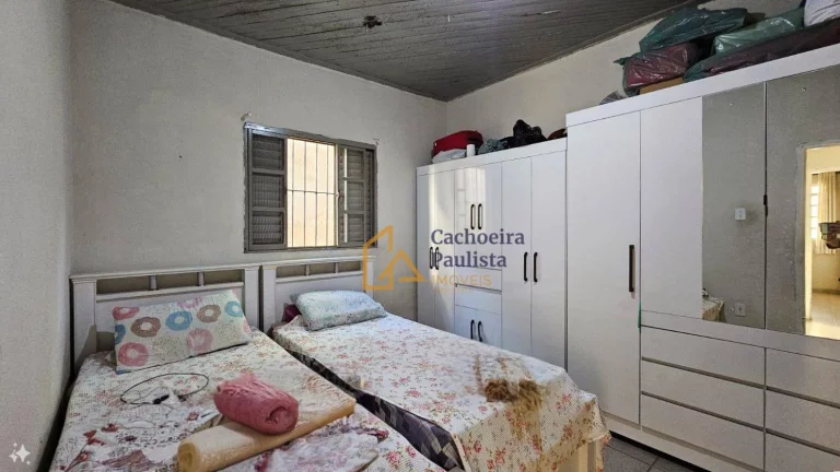 Imagem Casa com 3 dormitórios à venda - Centro - Cachoeira Paulista/SP