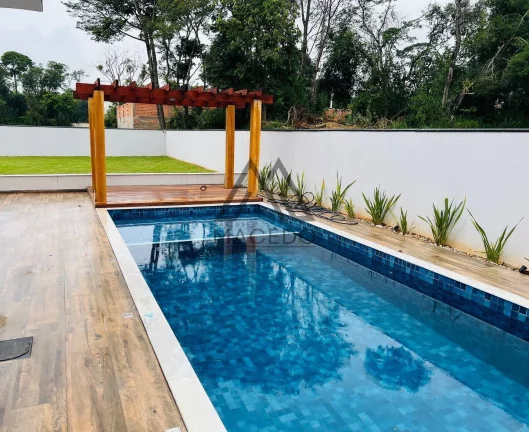 Imagem Espetacular Casa Térrea com 2 lotes e mobiliada no Ninho Verde II