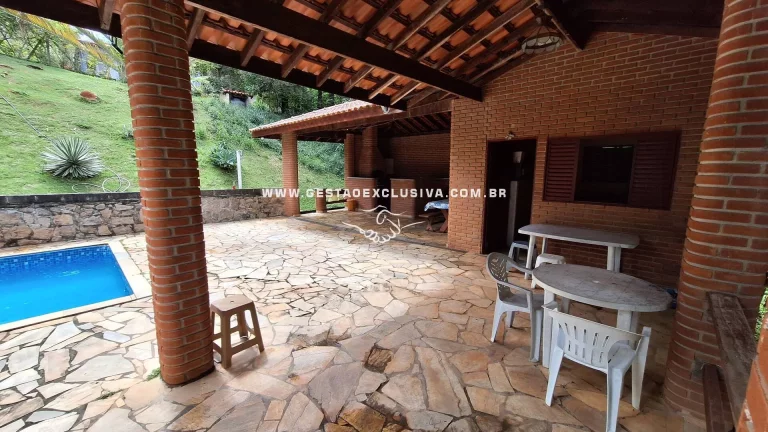 Imagem CHÁCARA FUNDO PARA O LAGO, 4 DORM PISCINA CAMPO POMAR MORUNGABA/SP