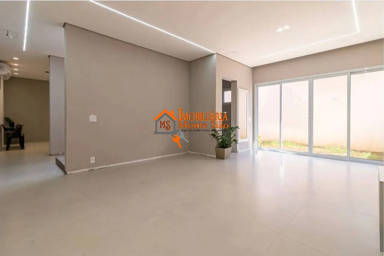 Imagem Sobrado com 3 dormitórios à venda, 270 m² por R$ 1.378.000,00 - Cidade Jardim Cumbica - Guarulhos/SP
