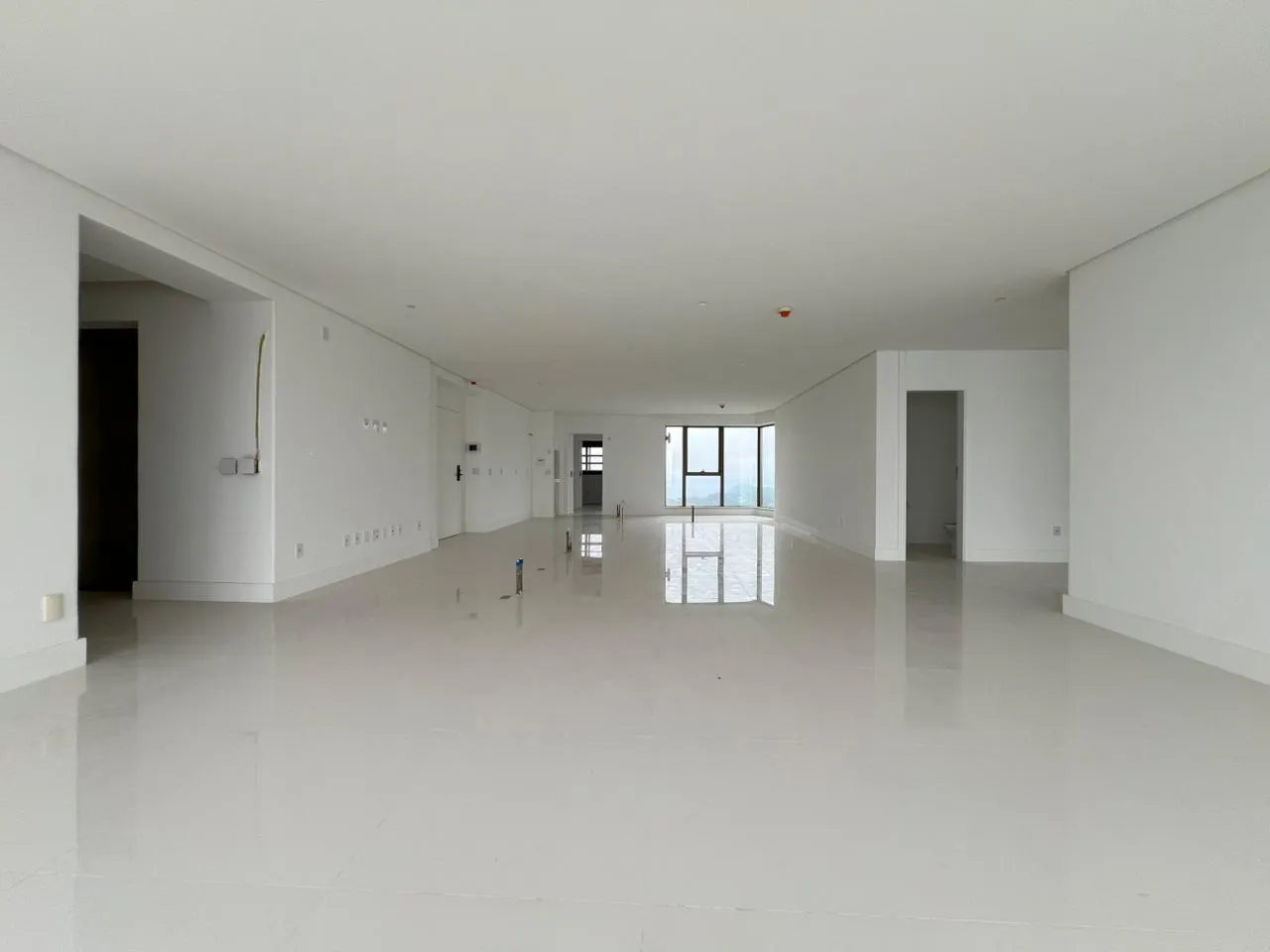 Imagem Apartamento com vista para o mar à venda com 530m2 por R$ 26.000.000,00