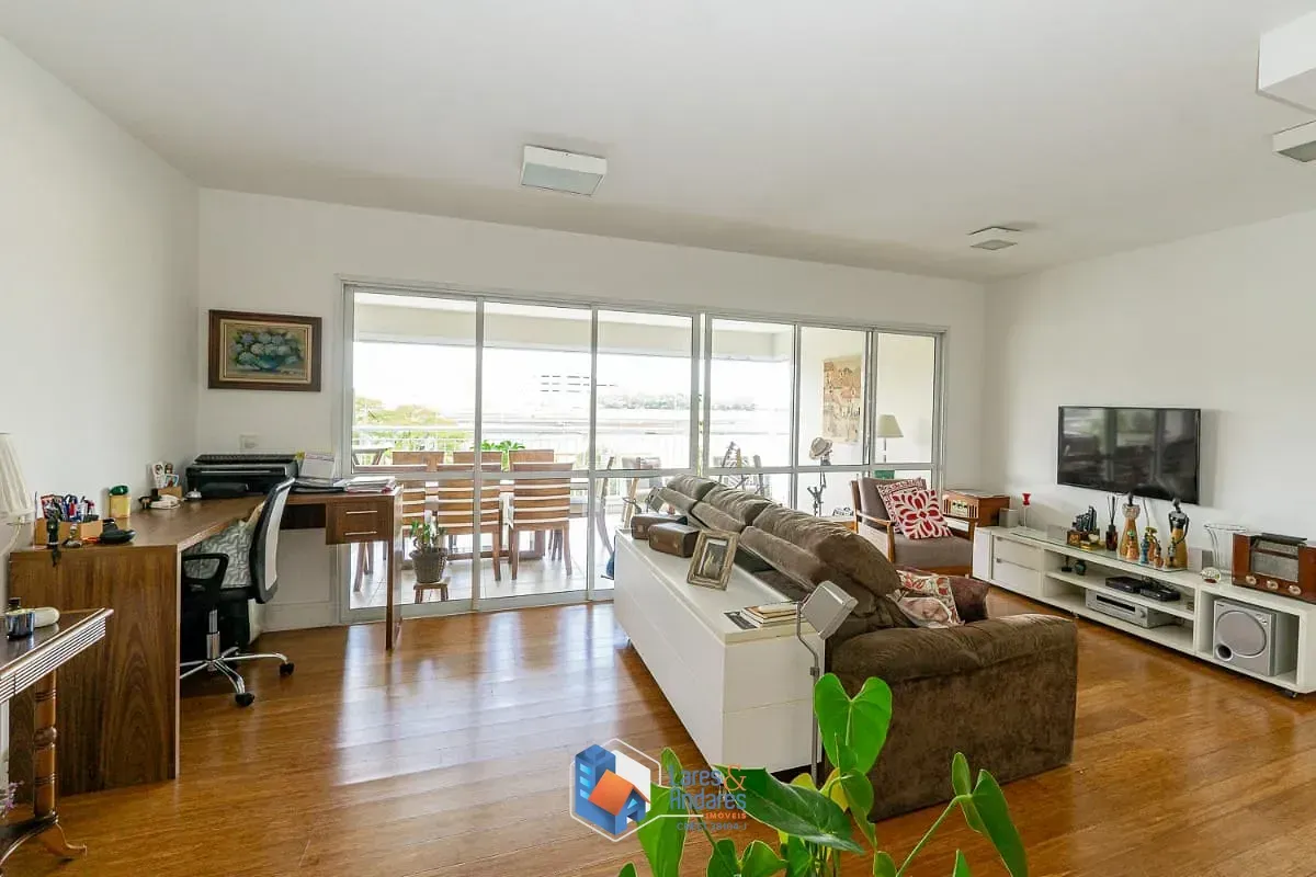 Imagem Apartamento para venda em Santo Amaro com 3 quartos, sendo 3 suítes, 160m²