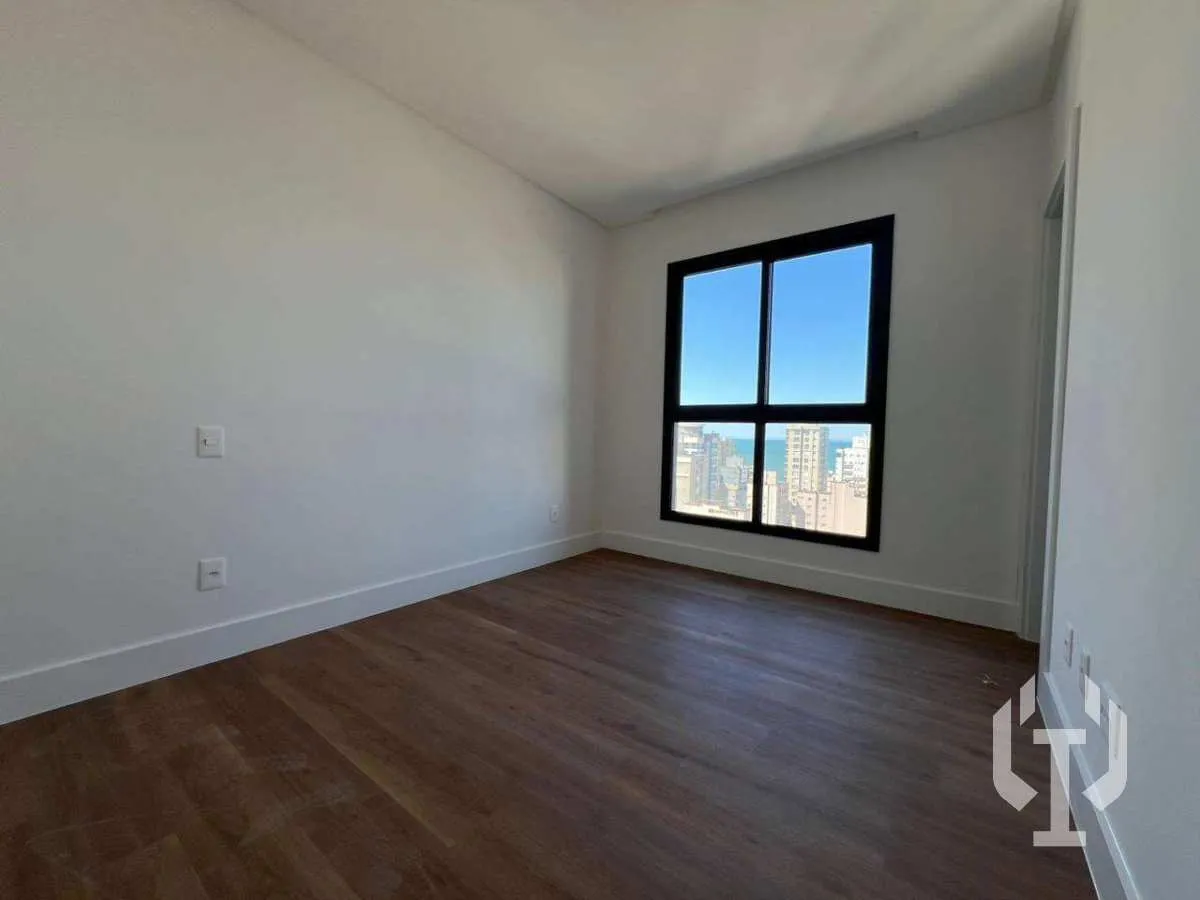 Imagem Apartamento Novo Quadra Mar com Lazer Completo em Meia Praia
