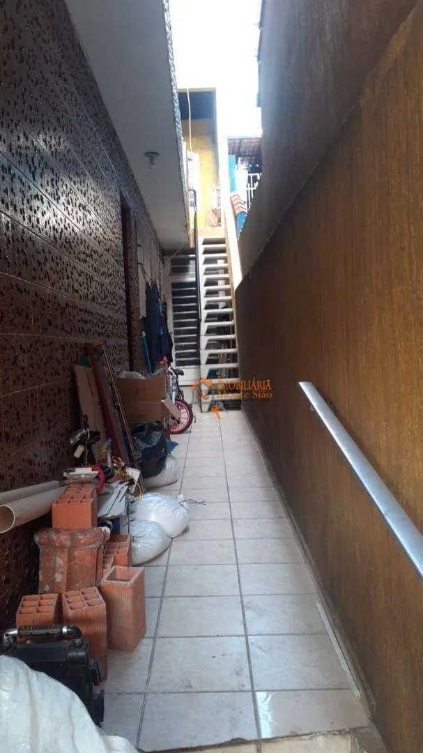 Imagem Sobrado com 3 dormitórios à venda, 206 m² por R$ 490.000,00 - Jardim Almeida Prado - Guarulhos/SP