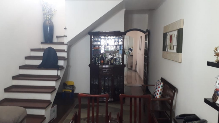 Imagem Sobrado com 3 Quartos à Venda, 130 m² em Jardim Piqueroby - São Paulo