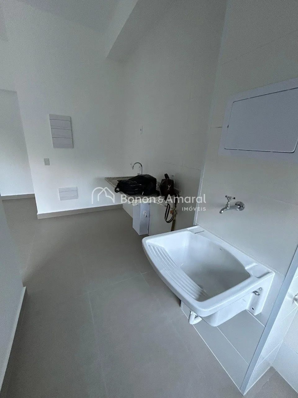 Imagem Apartamento Garden a venda com 2 Quartos sendo 1 suíte, 2 banheiros e 2 vagas Mansões Santo Antonio 61m²