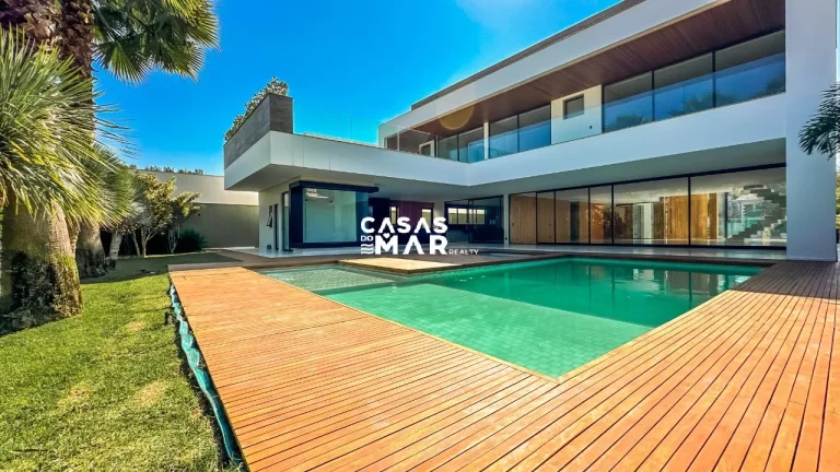 Imagem Casa de luxo em condomínio na Barra da Tijúca, Rio de Janeiro-RJ: 5 quartos, 5 suítes, 9 banheiros, 7 vagas, 1.200m².