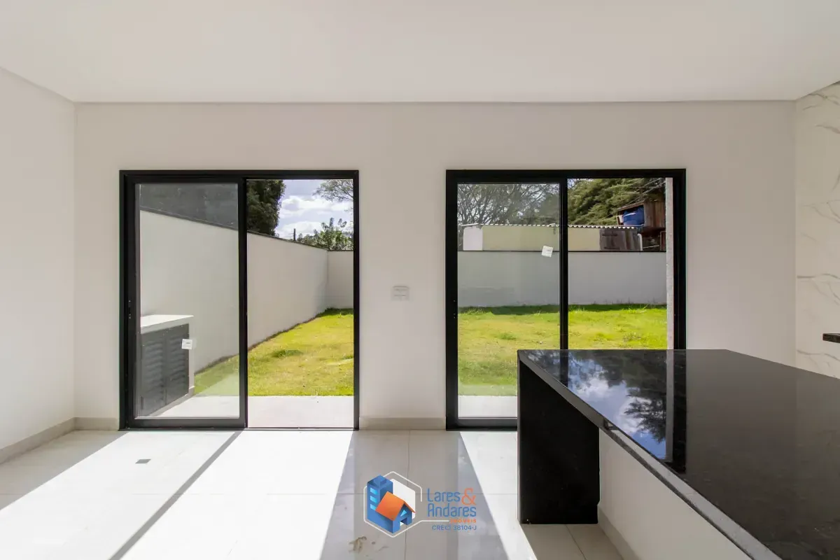 Imagem Casa para venda em Chácaras Maringá com 3 quartos, sendo 1 suíte, 104m²