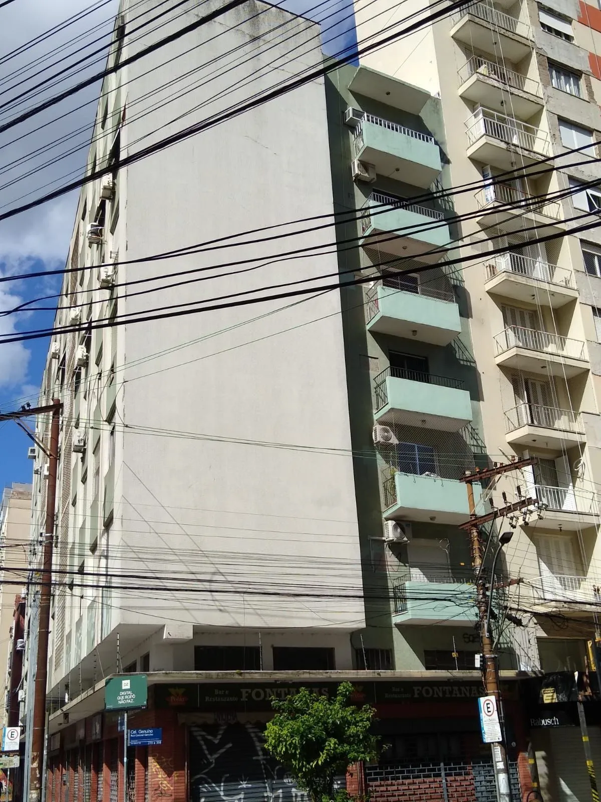 Imagem Apartamento 2 dormitórios à venda Cidade Baixa Porto Alegre/RS