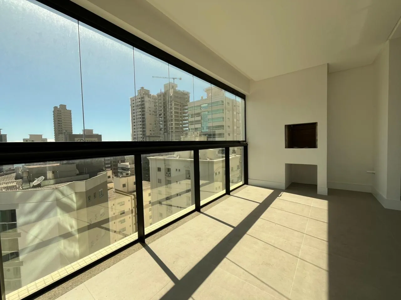 Imagem Apartamento com vista para o mar à venda com 137m2 por R$ 2.633.367,00