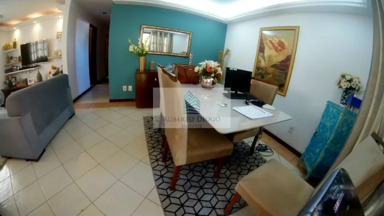 Imagem Casa de luxo à venda em Niterói-RJ, bairro Pe Pequeno: 9 quartos, 3 suítes, 4 salas, 9 banheiros, 3 vagas de garagem, 370m² de área.