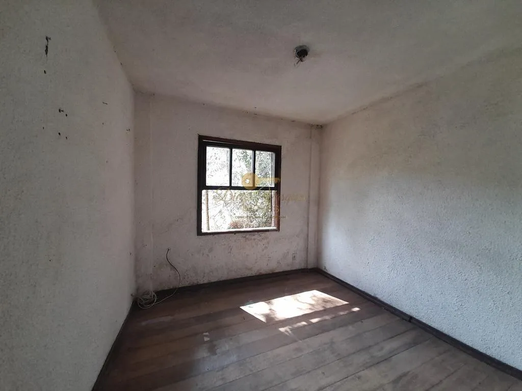 Imagem Casa em Condomínio para Venda em Teresópolis / RJ no bairro Colônia Alpina