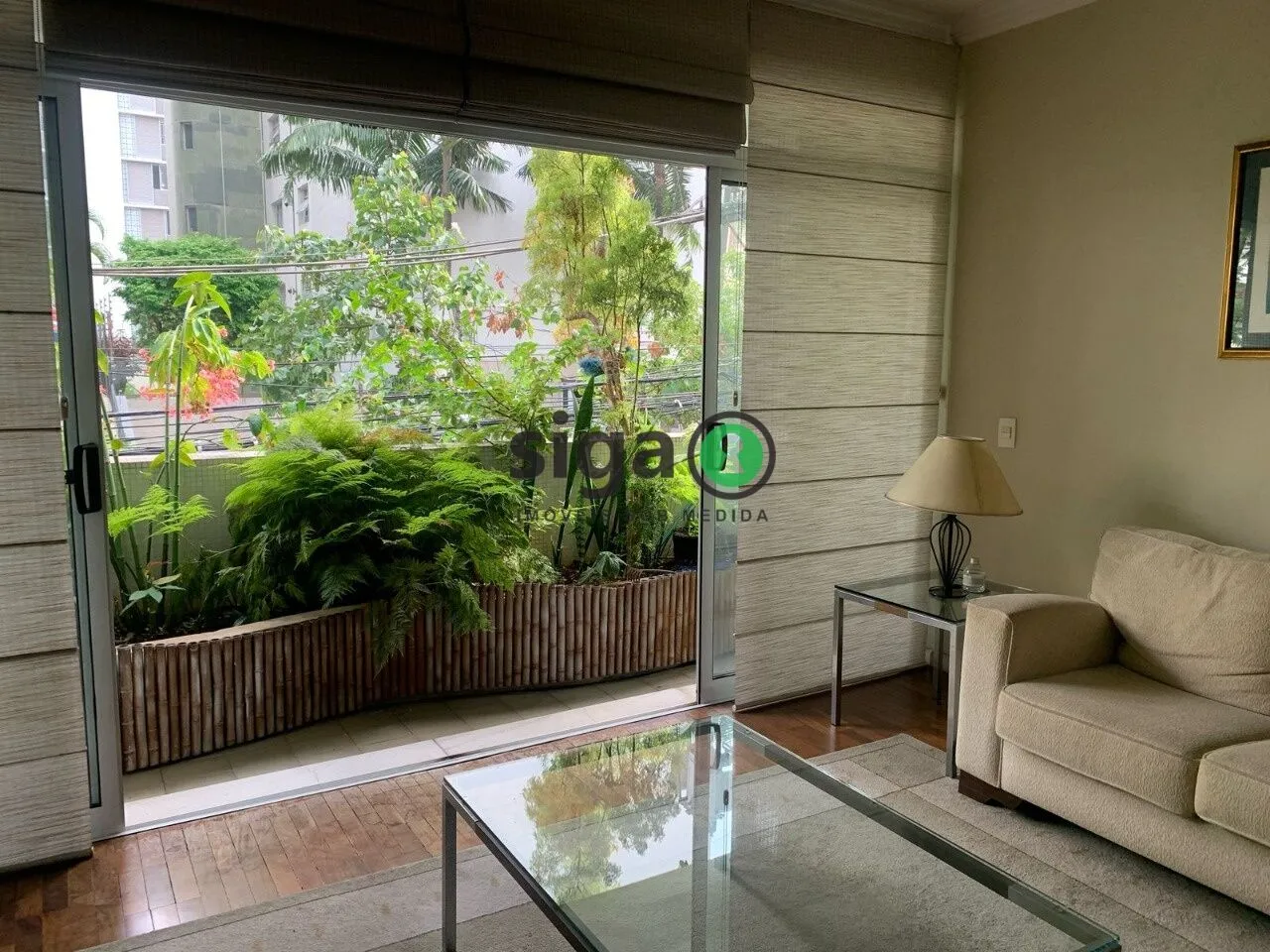 Imagem Apartamento de 108m² no Itaim com conforto, silêncio e excelente localização.