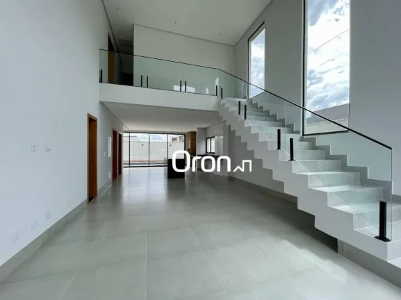Imagem Sobrado com 4 dormitórios à venda, 230 m² por R$ 1.590.000,00 - Jardins Barcelona - Senador Canedo/GO