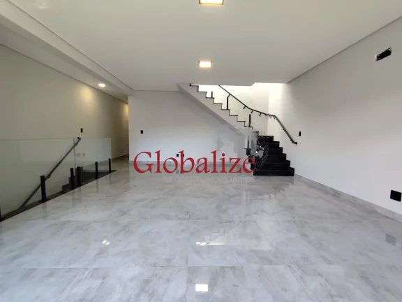 Imagem Casa Sobreposta Alta com 4 suítes, piscina e duas vagas no bairro do Boqueirão por R$2.085.000,00