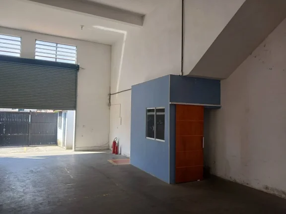Imagem Galpão Comercial para Locação Localização Estratégica!