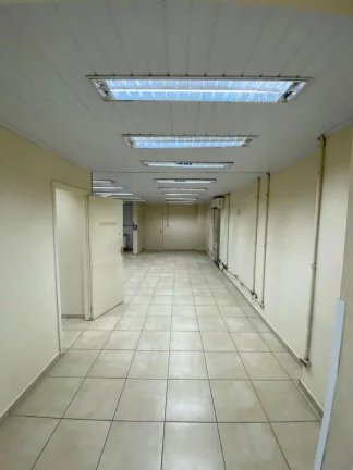 Imagem Excelente salão Av Corifeu