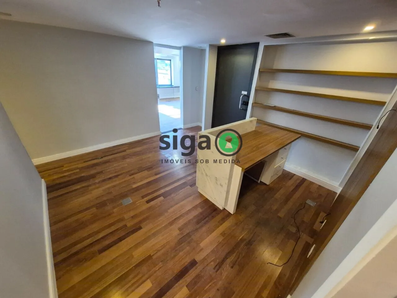 Imagem Sala / Conjunto Comercial a venda ou locação no Itaim Bibi com 142m²