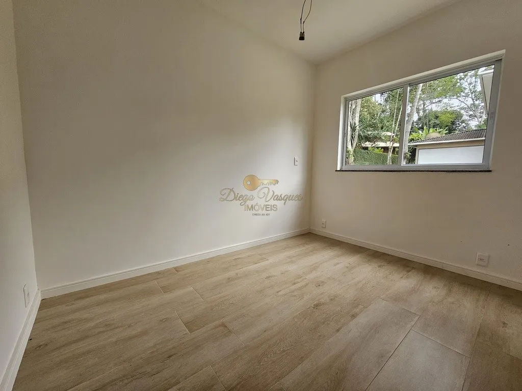 Imagem Casa em Condomínio para Venda em Teresópolis / RJ no bairro Vargem Grande