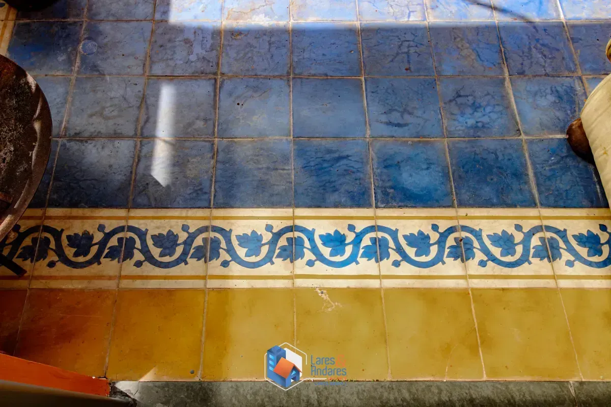 Imagem Casa para venda em Vila Pirajussara com 3 quartos, sendo 1 suíte, 300m²