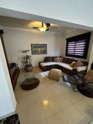 Imagem Casa alto padrão no condomínio Jardim das Palmeiras