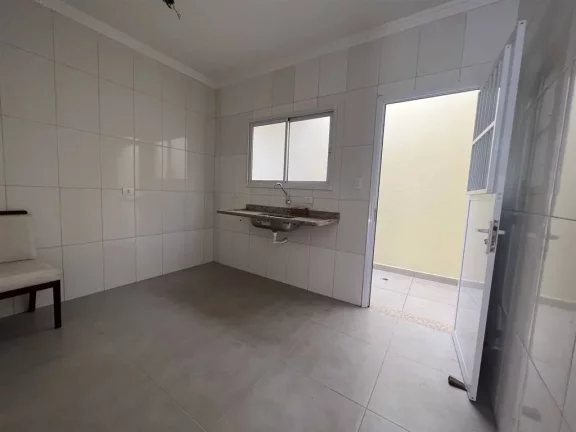 Imagem Casa de Condomínio com 2 dorms, Tude Bastos, Praia Grande - R$ 330 mil, Cod: 1814
