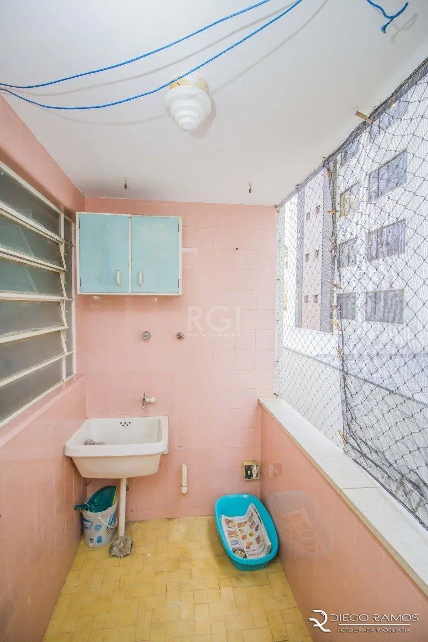 Imagem Apartamento para Venda - 96m², 3 dormitórios, 1 vaga - Menino Deus