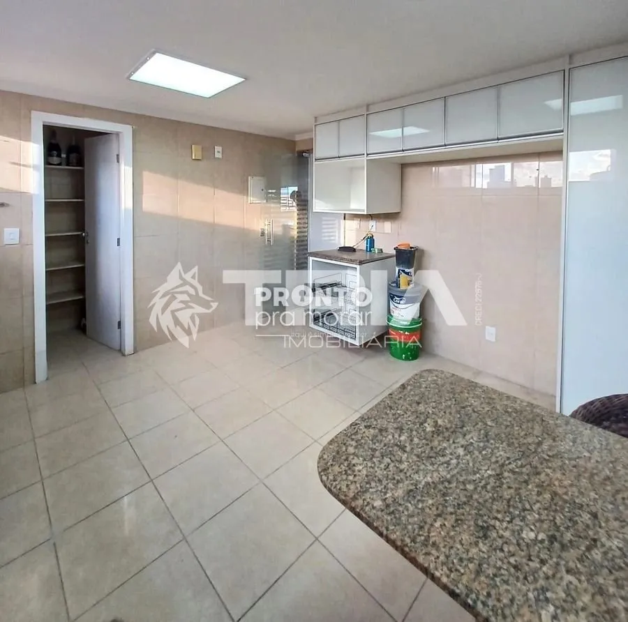 Imagem Apartamento de 4 quartos, 424m² no bairro Espinheiro, em Recife